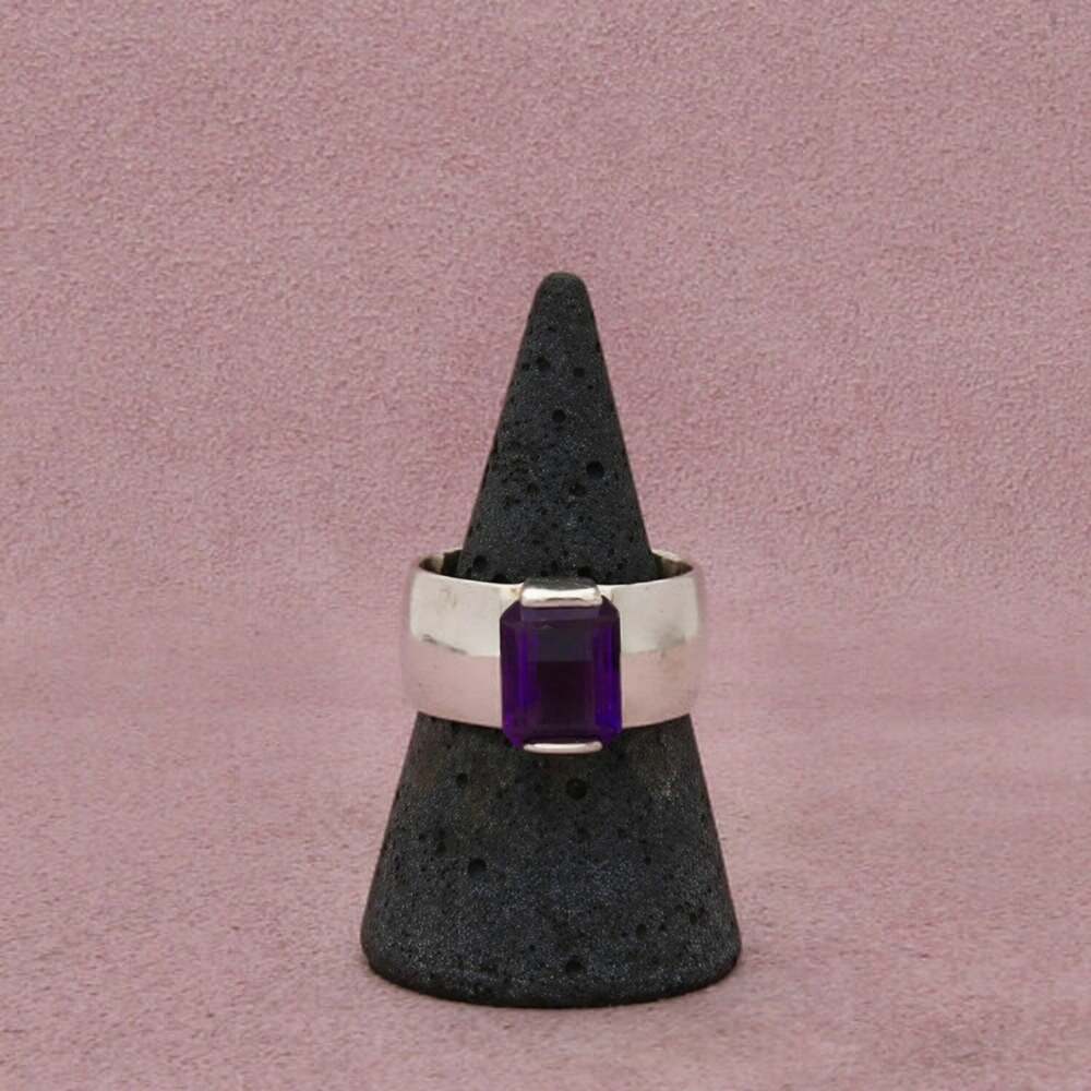 Sterling Silver Vintage Amethyst Rectangular-Cut Wide Polished Band Ring Size 9